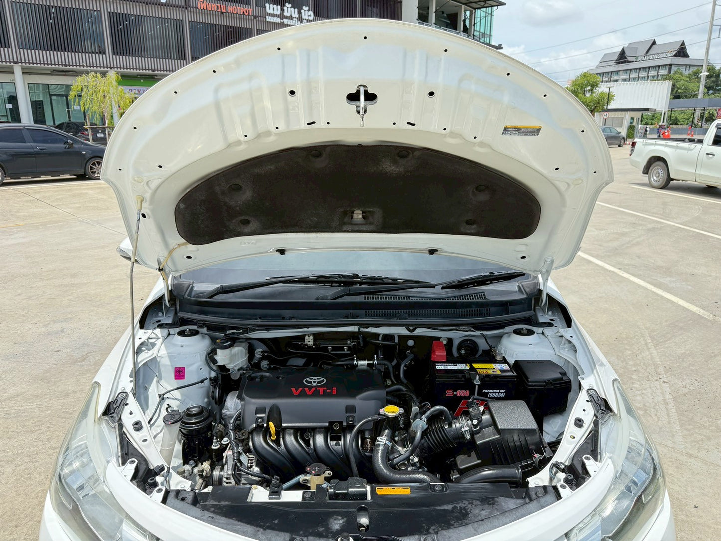 TOYOTA VIOS 1.5E A/T เกียร์ออโต้ 2015/2558
