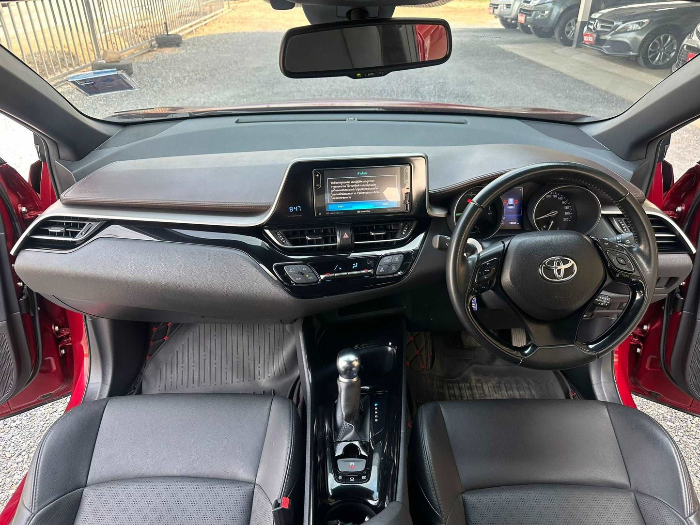 Toyota CHR 1.8 HV HYBRID TOP 2019 ปี 2019
