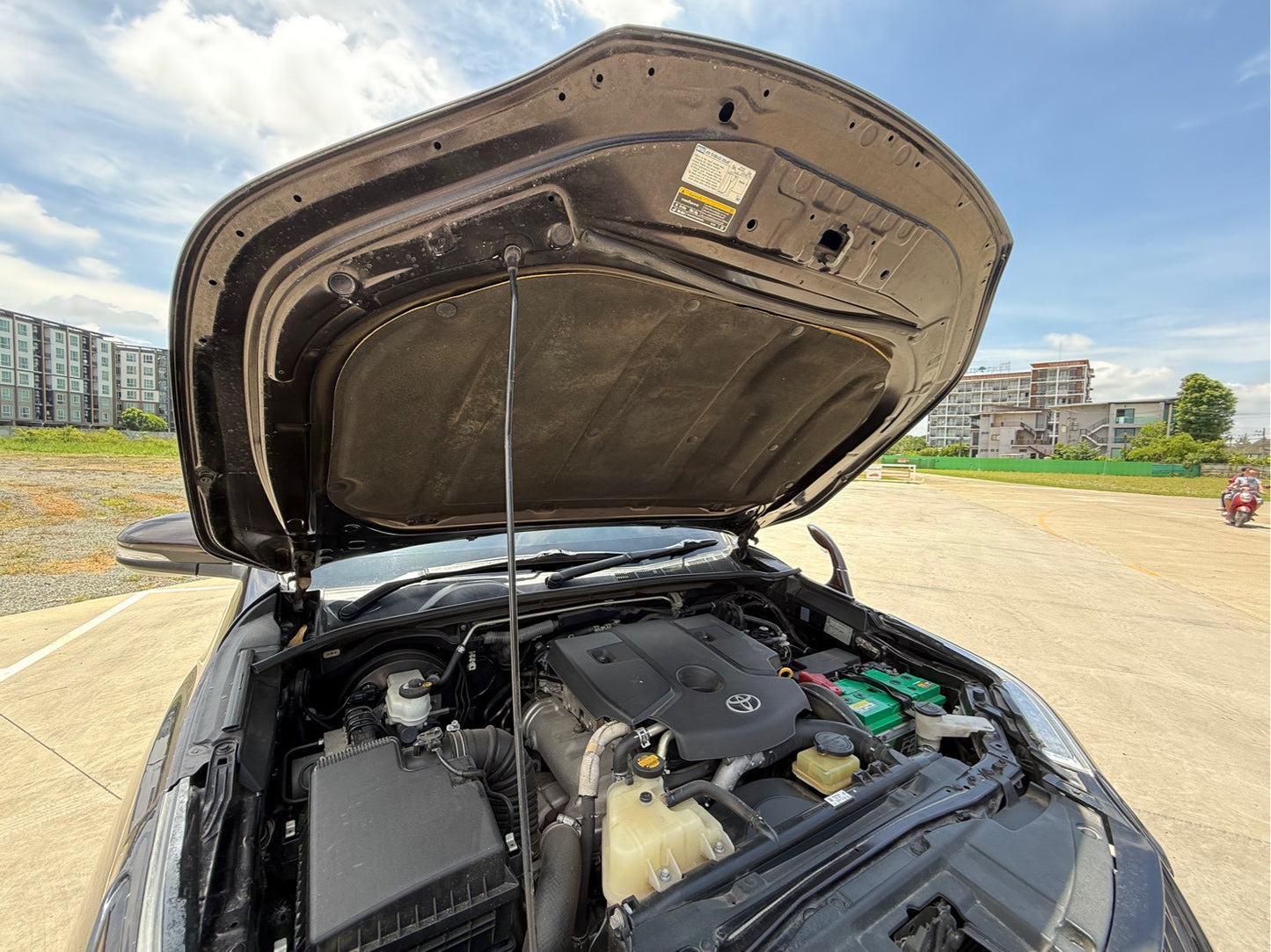 Toyota Fortuner 2.8 V A/T 4x4 (zigma4) ปี 2015/16