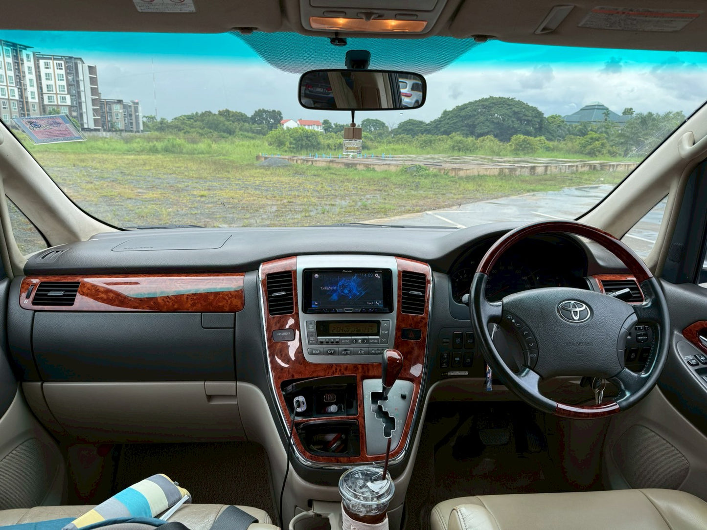 Toyota Alphard10 3.0 V ปี 2004/05