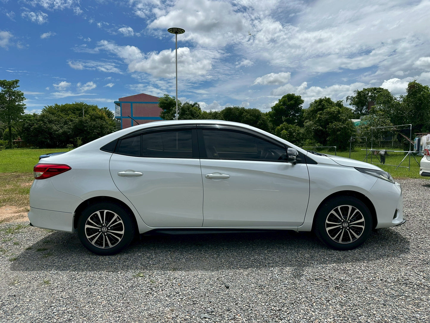 Toyota Yaris Ative Auto 1.2 Play Auto 2021 ปี 2019