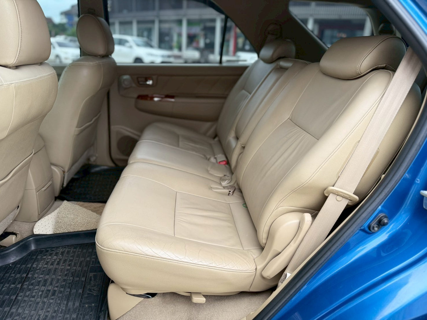 TOYOTA FORTUNER 3.0 V A/T 2WD (MNC) ปี 2008(2551)