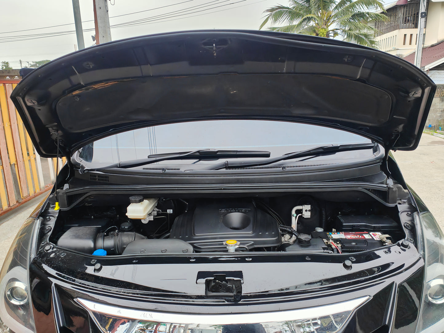 Hyundai H1 2.5 A2 DLUXE A/T ปี 2012/2556