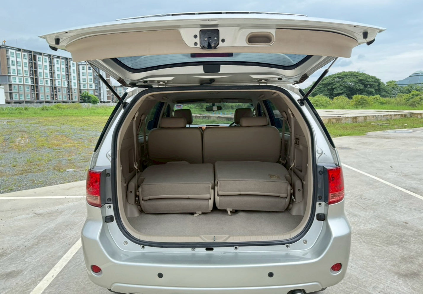 TOYOTA FORTUNER 3.0V D4D 4wd A/T ปี 2550