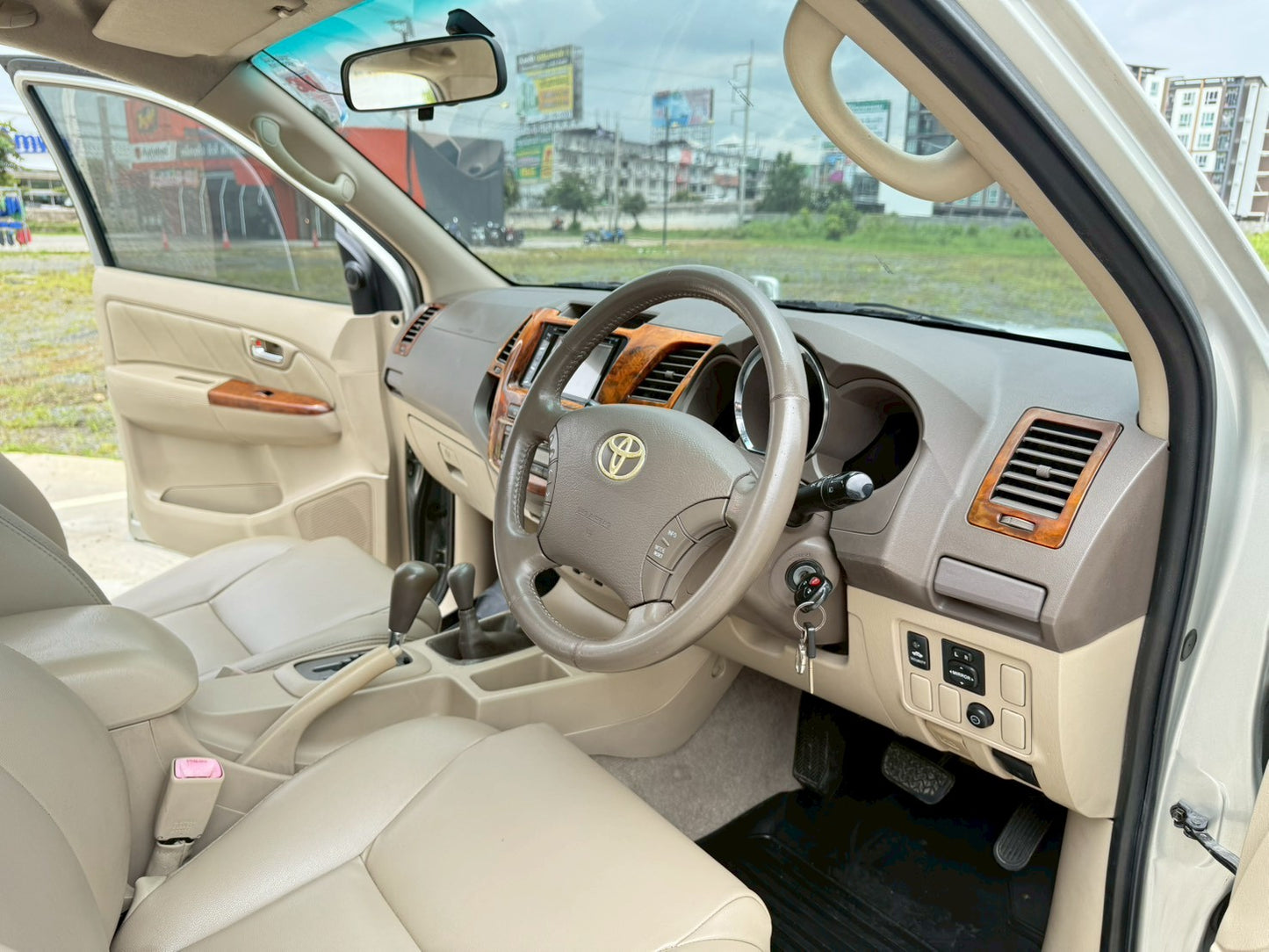 TOYOTA FORTUNER 3.0V D4D 4wd A/T ปี 2550