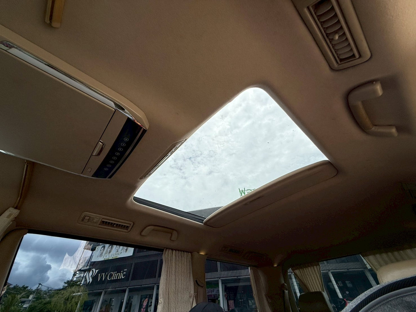 Toyota Alphard10 3.0 V ปี 2004/05