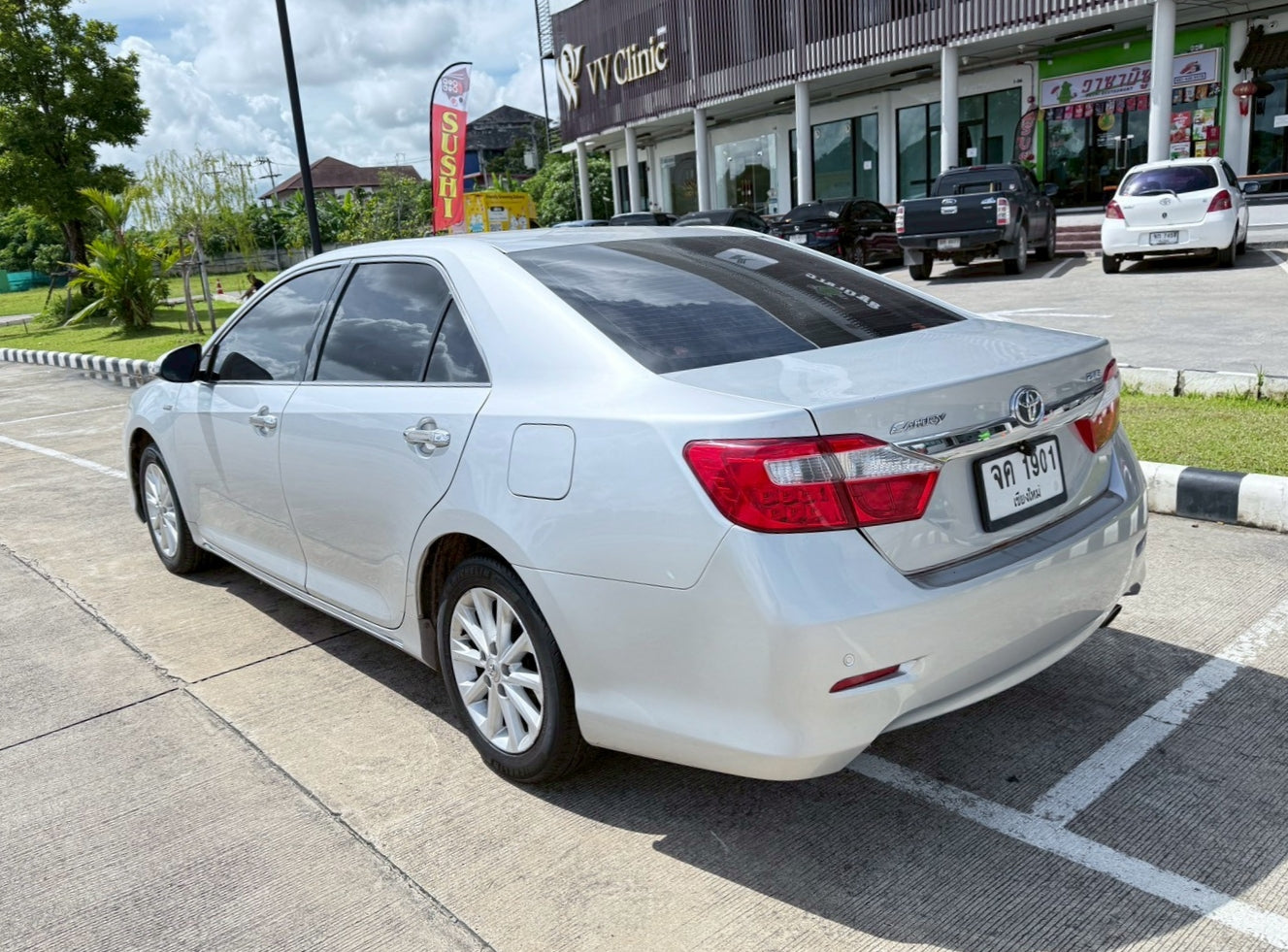 TOYOTA CAMRY 2.0G เกียร์ออโต้ 2012/2555