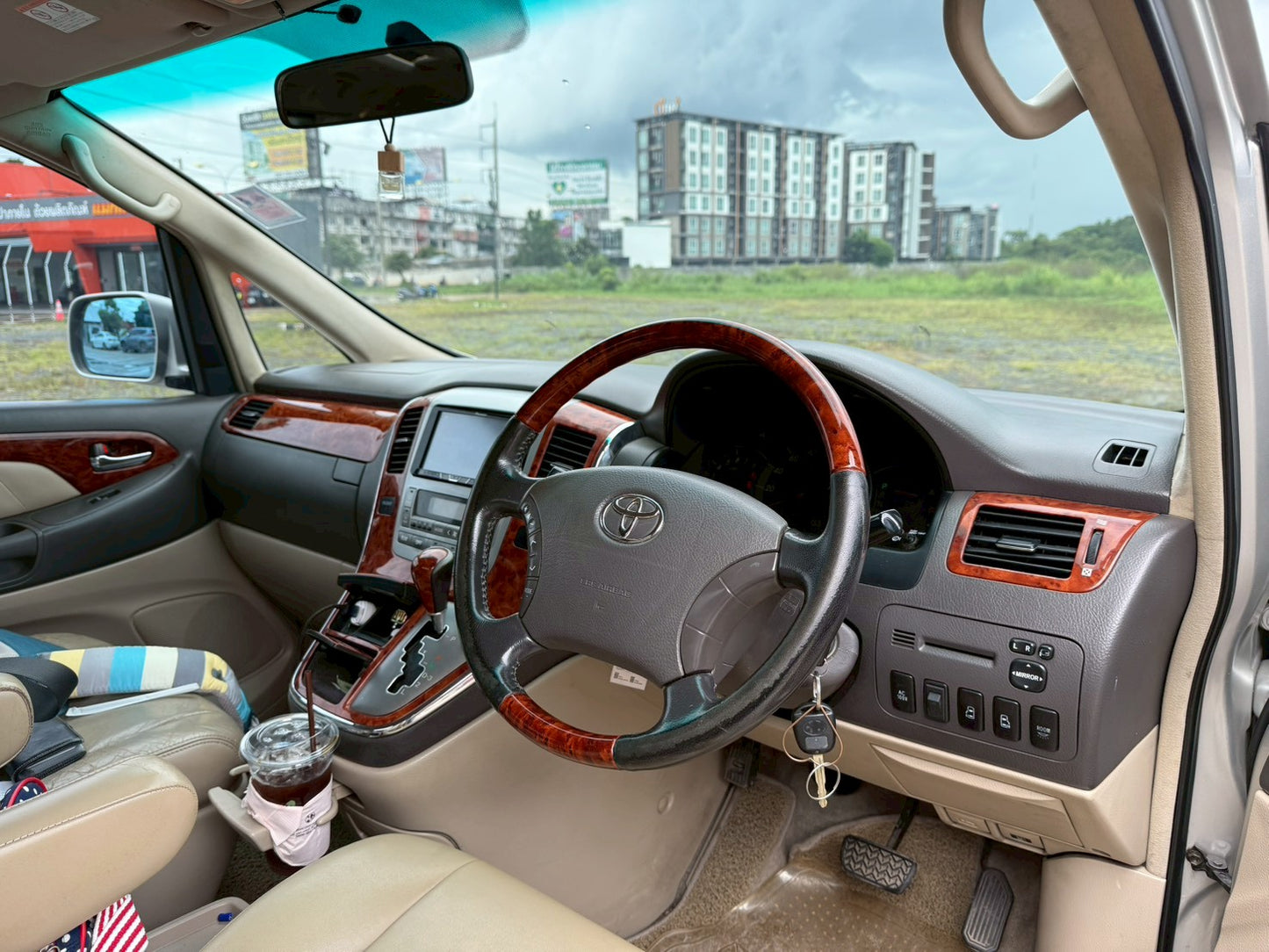 Toyota Alphard10 3.0 V ปี 2004/05