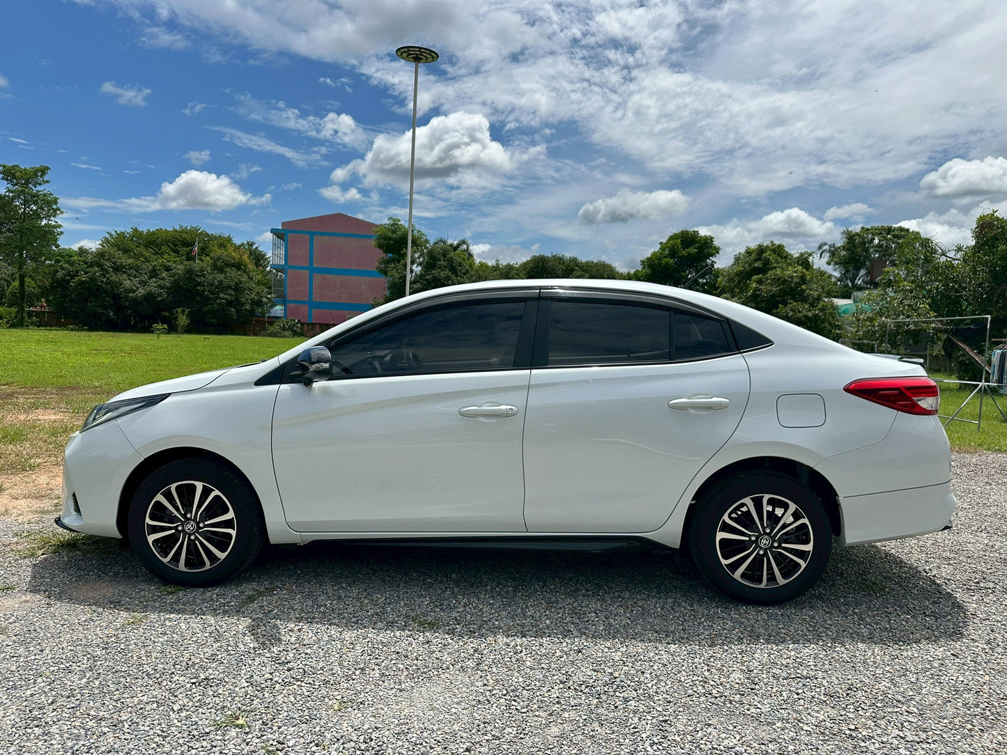 Toyota Yaris Ative Auto 1.2 Play Auto 2021 ปี 2019
