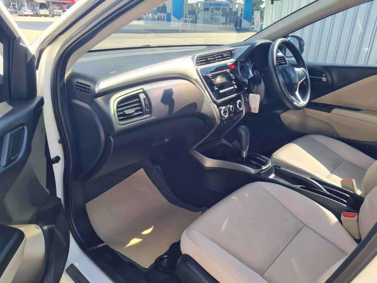 HONDA CITY 1.5 V+ ออโต้ ปี 2016/2559