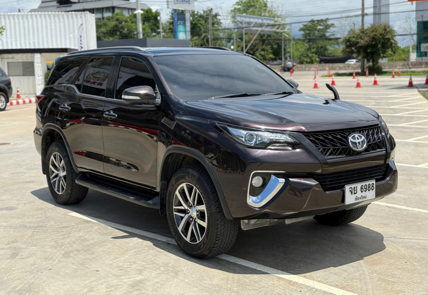 Toyota Fortuner 2.8 V A/T 4x4 (zigma4) ปี 2015/16