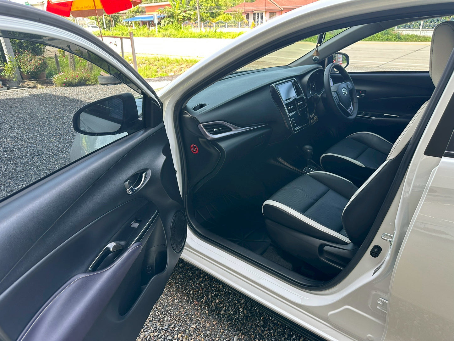 Toyota Yaris Ative Auto 1.2 Play Auto 2021