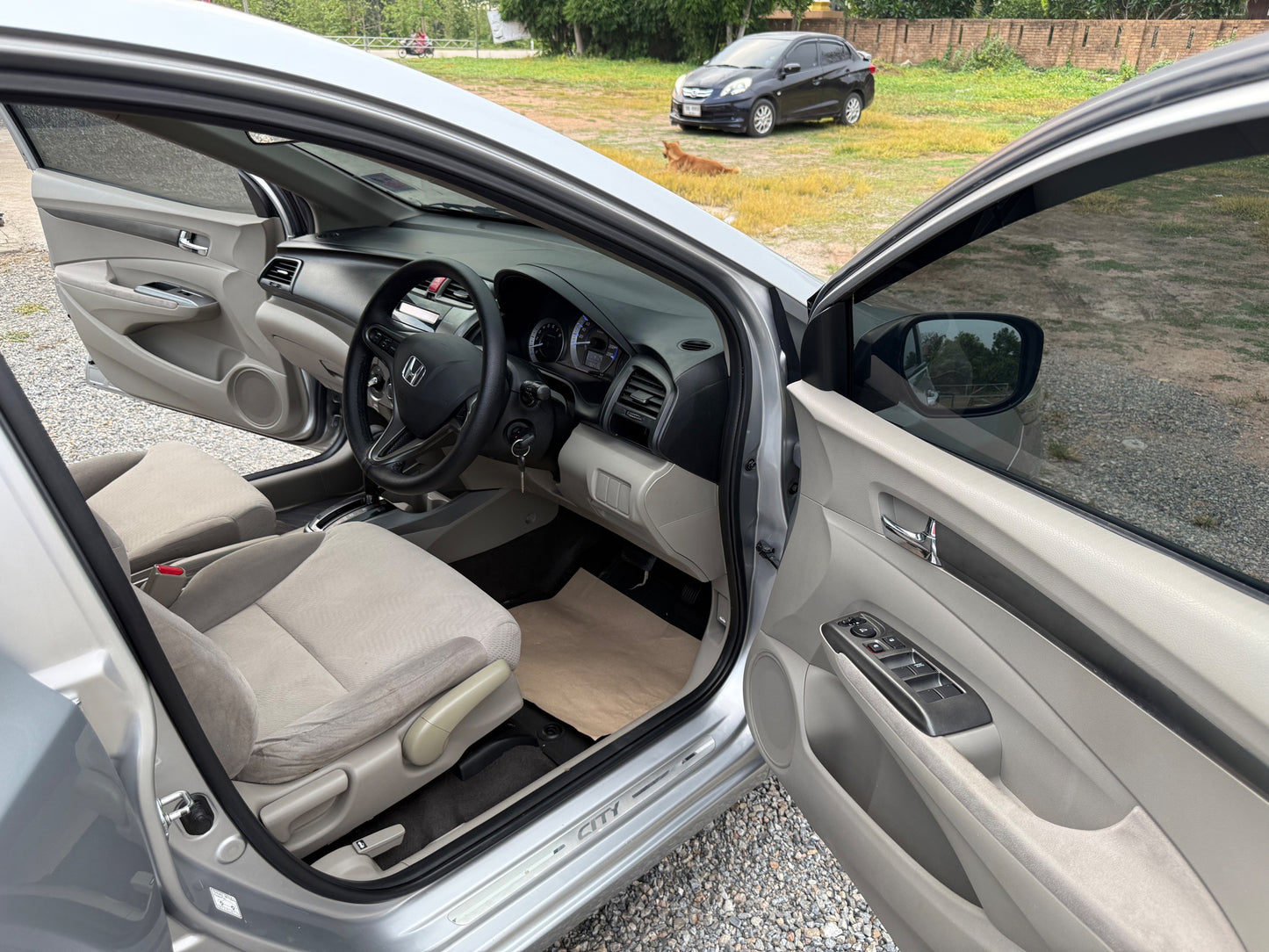 Honda City 1.5 V Auto MNC ออโต้ 2013/2556