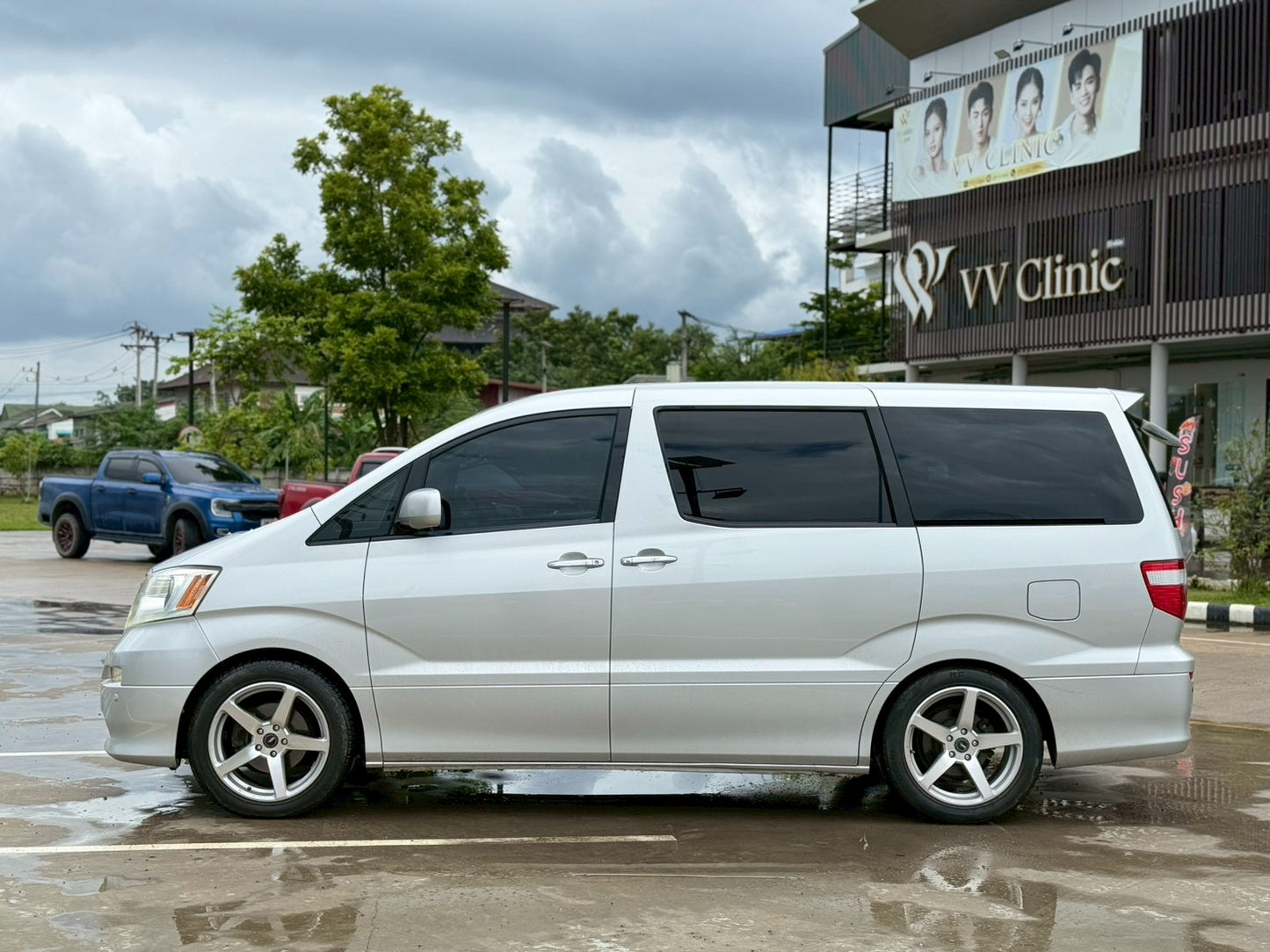 Toyota Alphard10 3.0 V ปี 2004/05