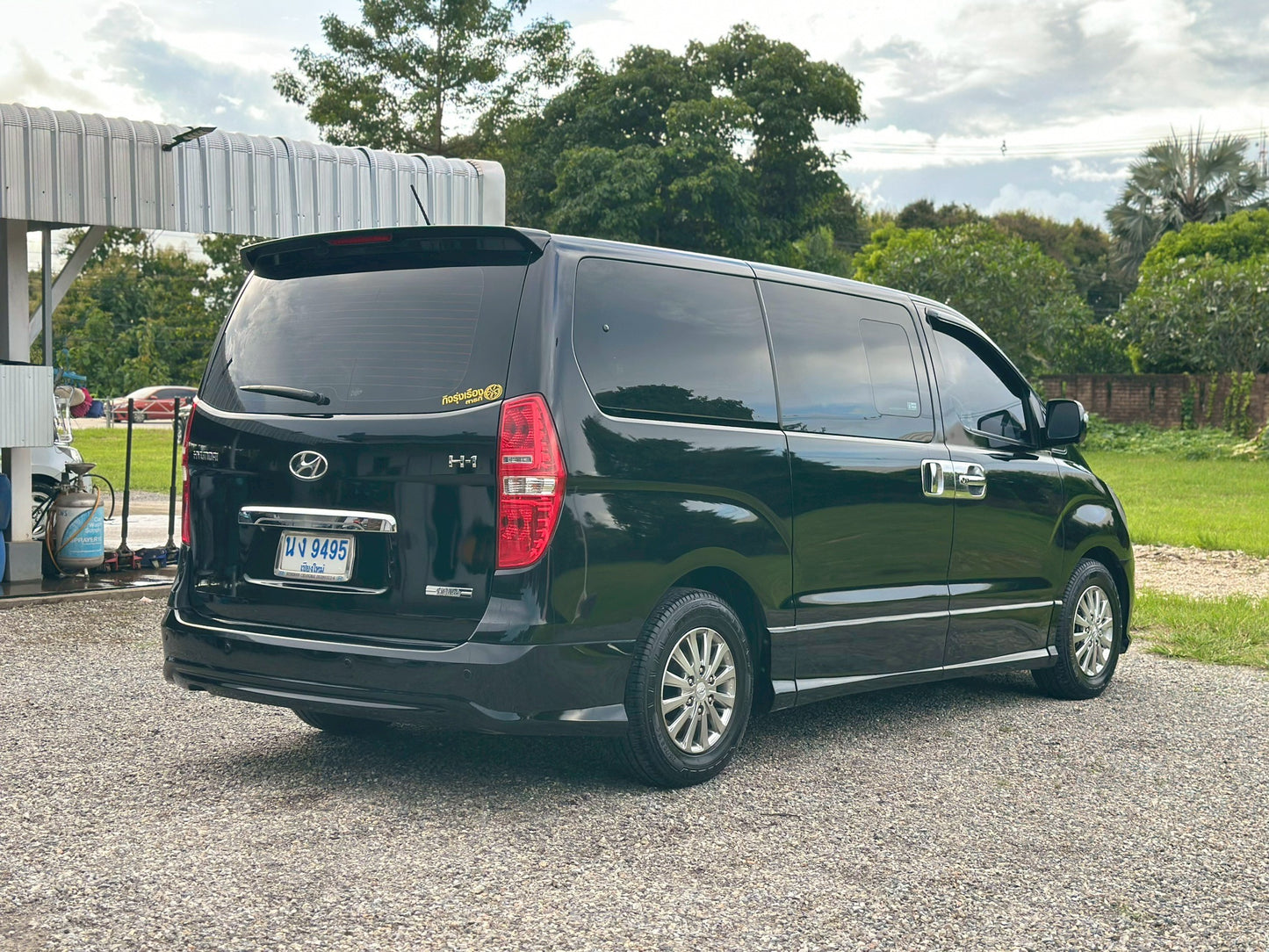 Hyundai H-1 2.5 Deluxe (MNC)ปี 2018/2562