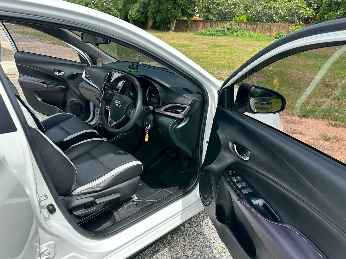 Toyota Yaris Ative Auto 1.2 Play Auto 2021 ปี 2019