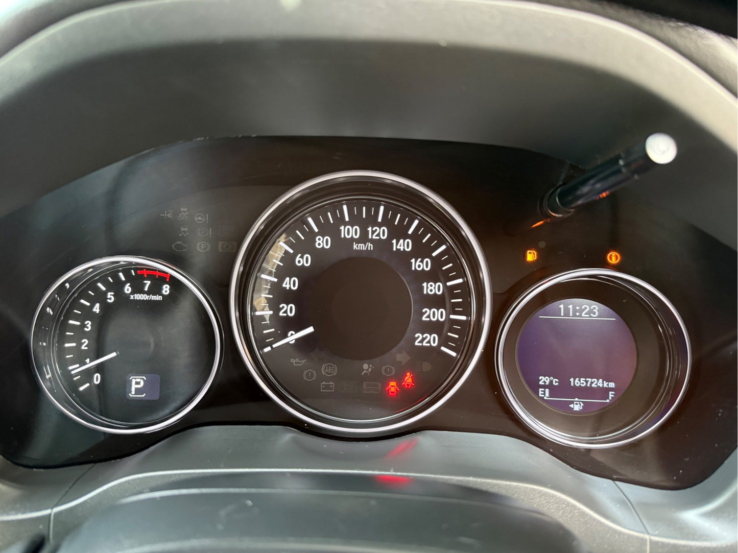 HONDA HR-V 1.8EL Sunroof AUTO ปี (2015/2559