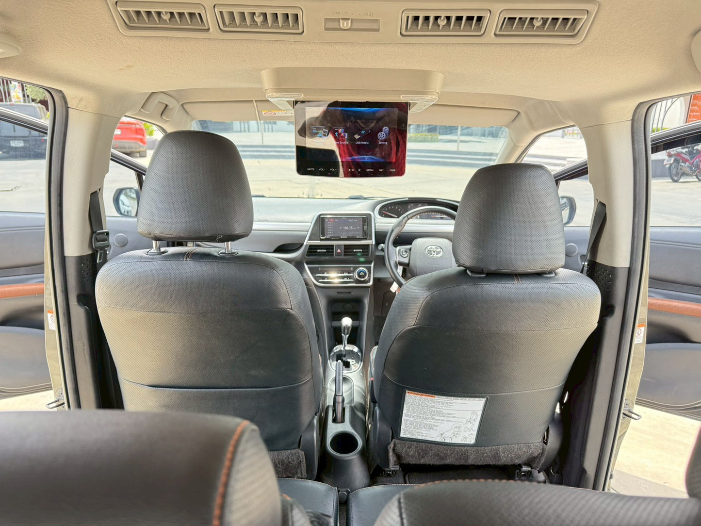 TOYOTA SIENTA 1.5V AT ปี 2018