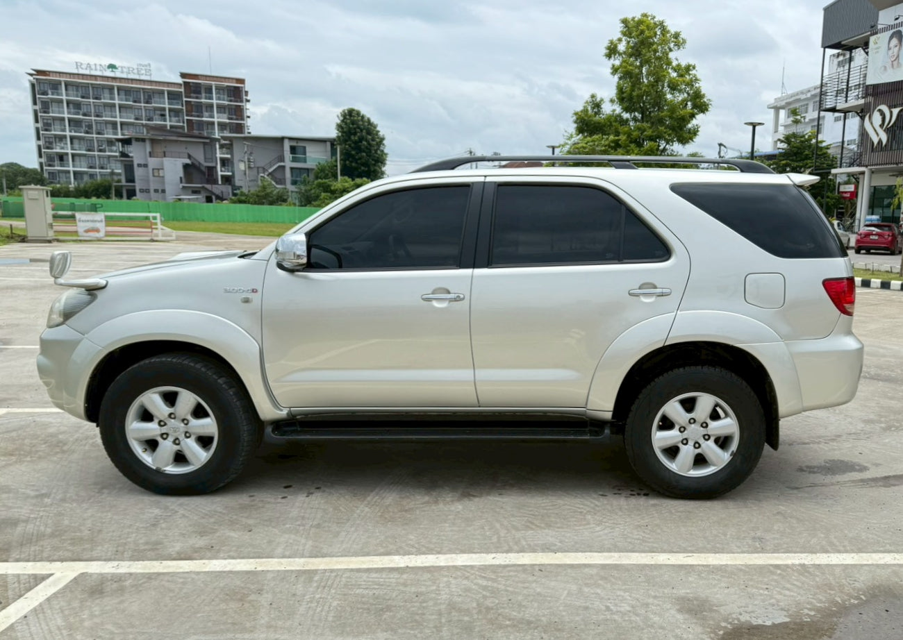 TOYOTA FORTUNER 3.0V D4D 4wd A/T ปี 2550
