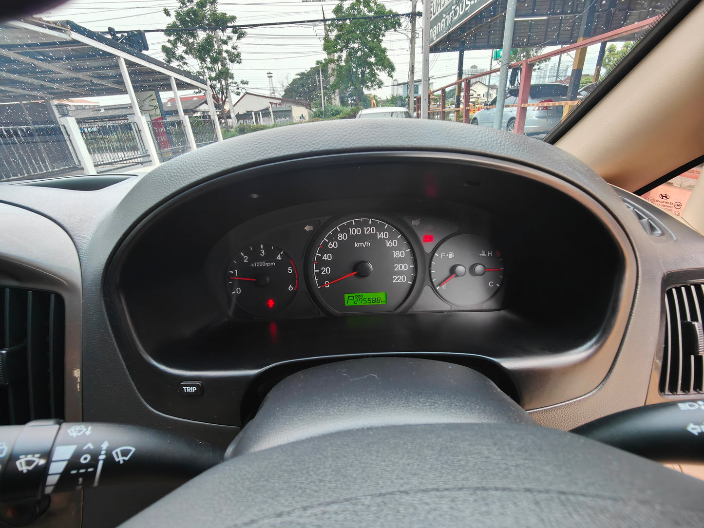 Hyundai H1 2.5 A2 DLUXE A/T ปี 2012/2556