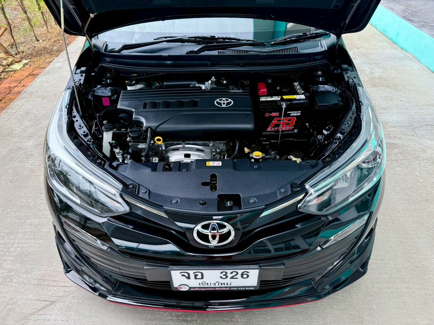 TOYOTA YARIS ATIVE S TOP