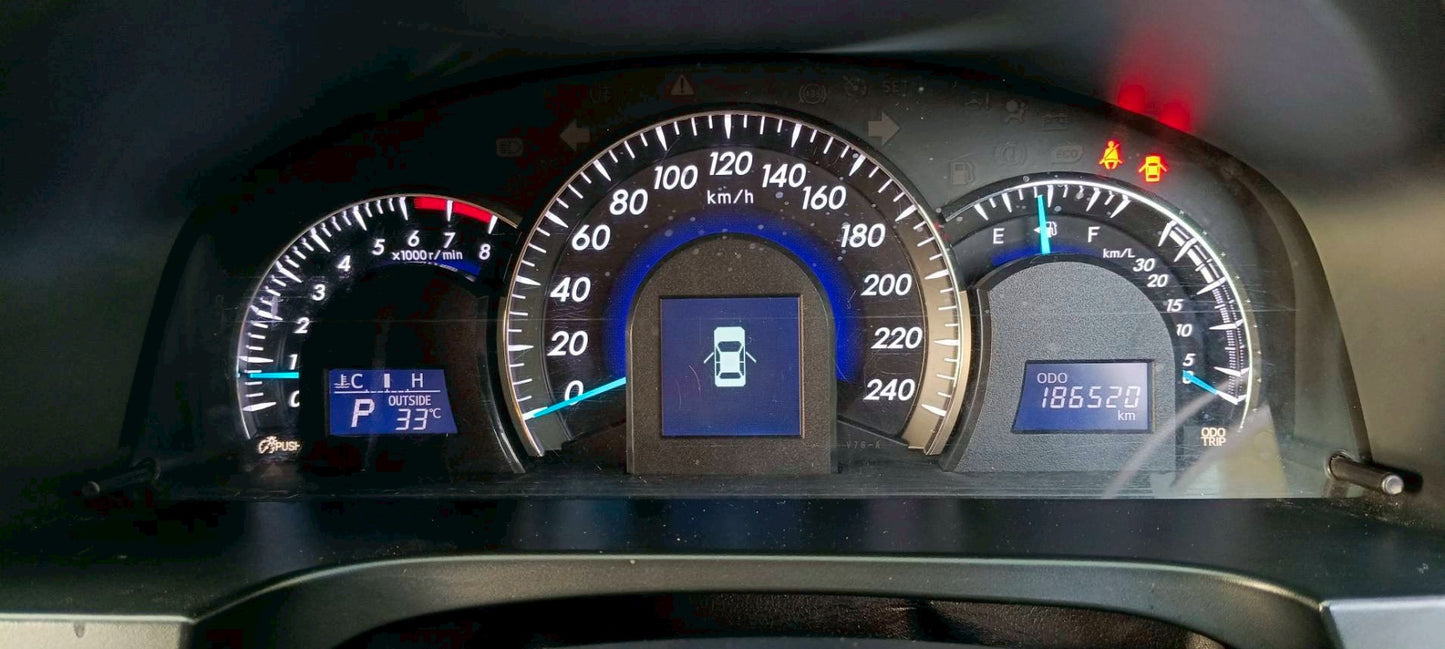 TOYOTA CAMRY 2.0G เกียร์ออโต้ 2012/2555