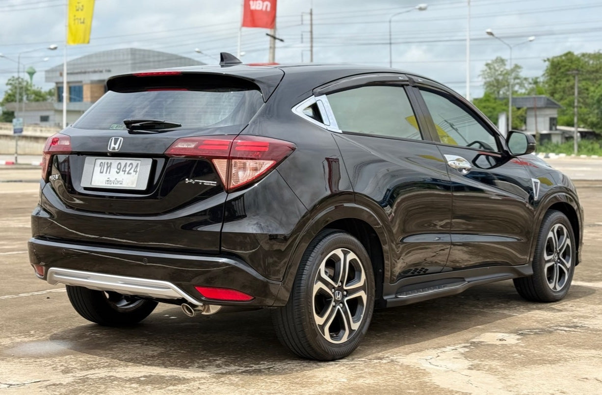 HONDA HR-V 1.8EL Sunroof AUTO ปี (2015/2559