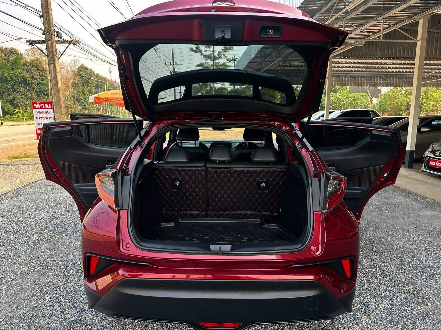Toyota CHR 1.8 HV HYBRID TOP 2019 ปี 2019