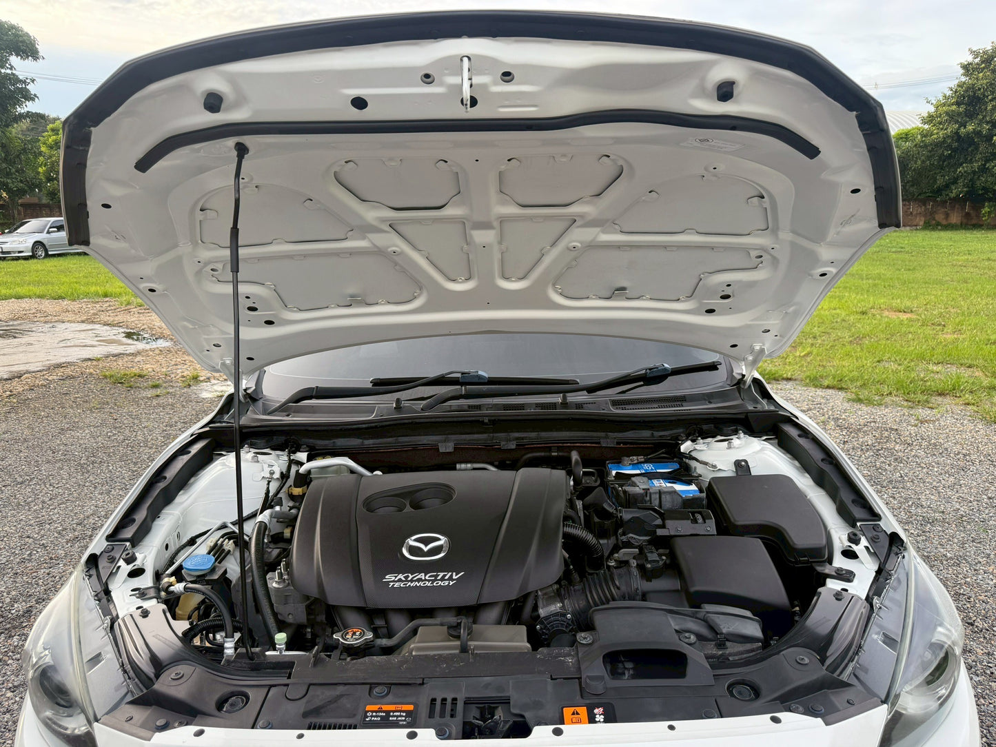 Mazda 3 Skyactive 2.0 S Sport hatchback 2014