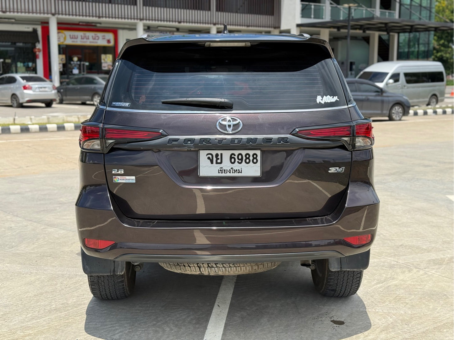 Toyota Fortuner 2.8 V A/T 4x4 (zigma4) ปี 2015/16