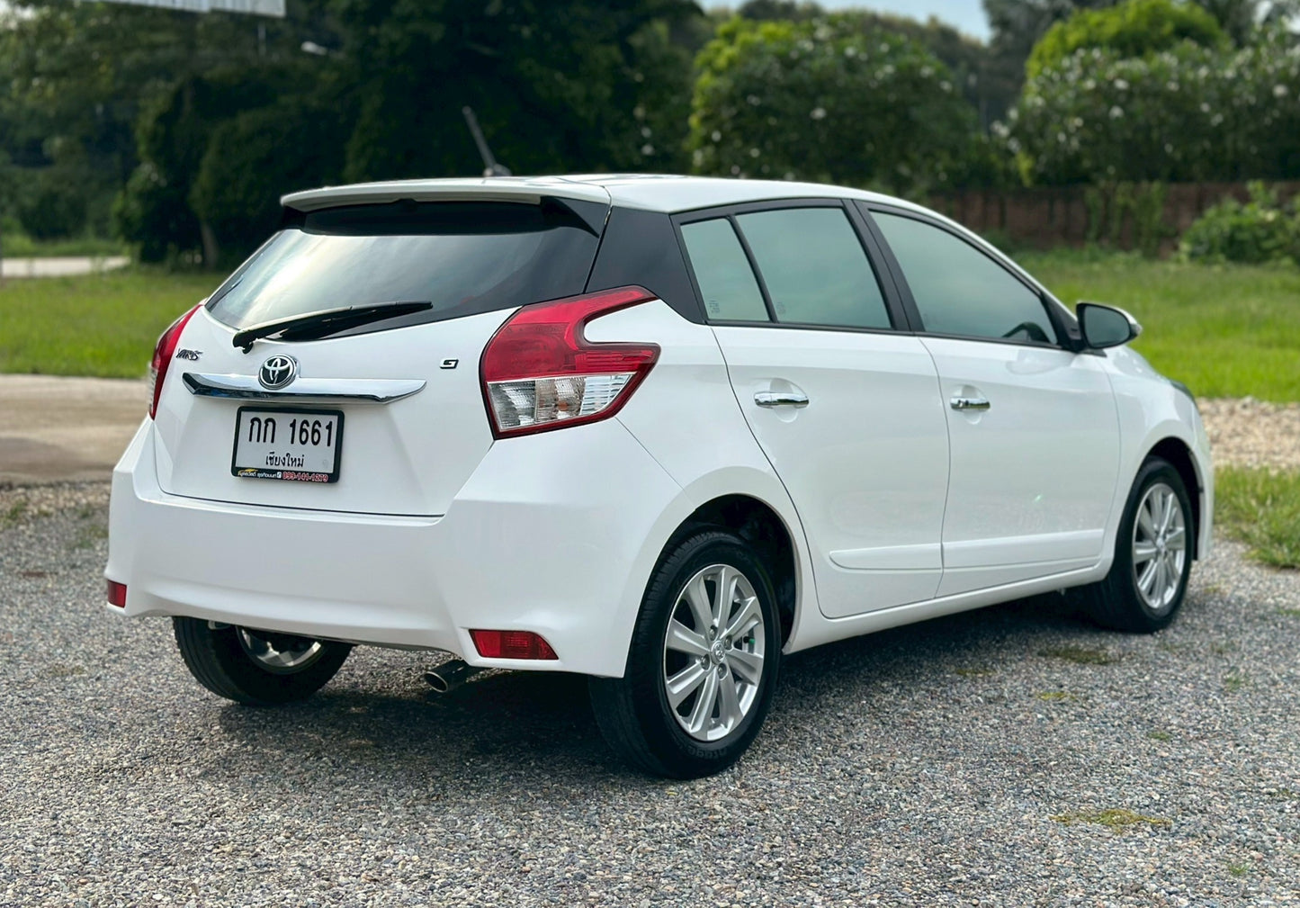 Toyota Yaris 1.2 G เกียร์ ออโต้ รุ่นท้อป