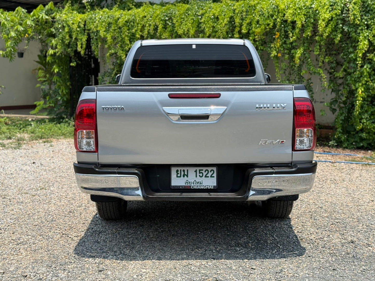 "Toyota Revo cab 2.4E m/t 2018/2561" (เกียร์ธรรมดา)
