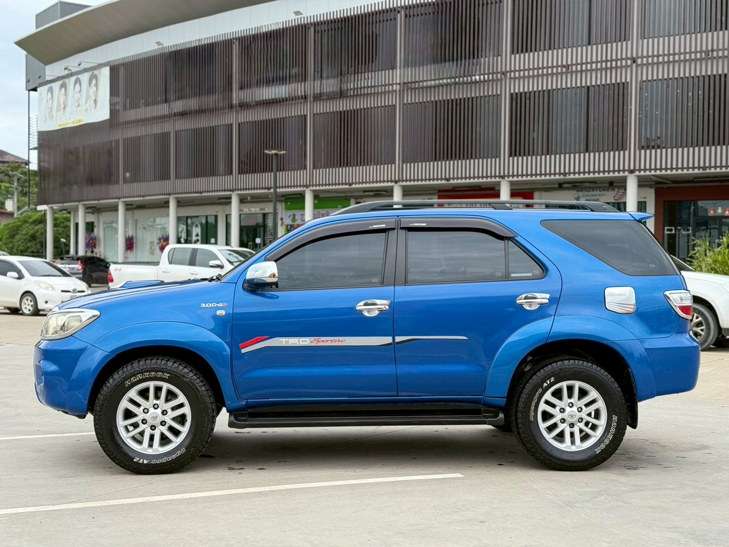 TOYOTA FORTUNER 3.0 V A/T 2WD (MNC) ปี 2008(2551)