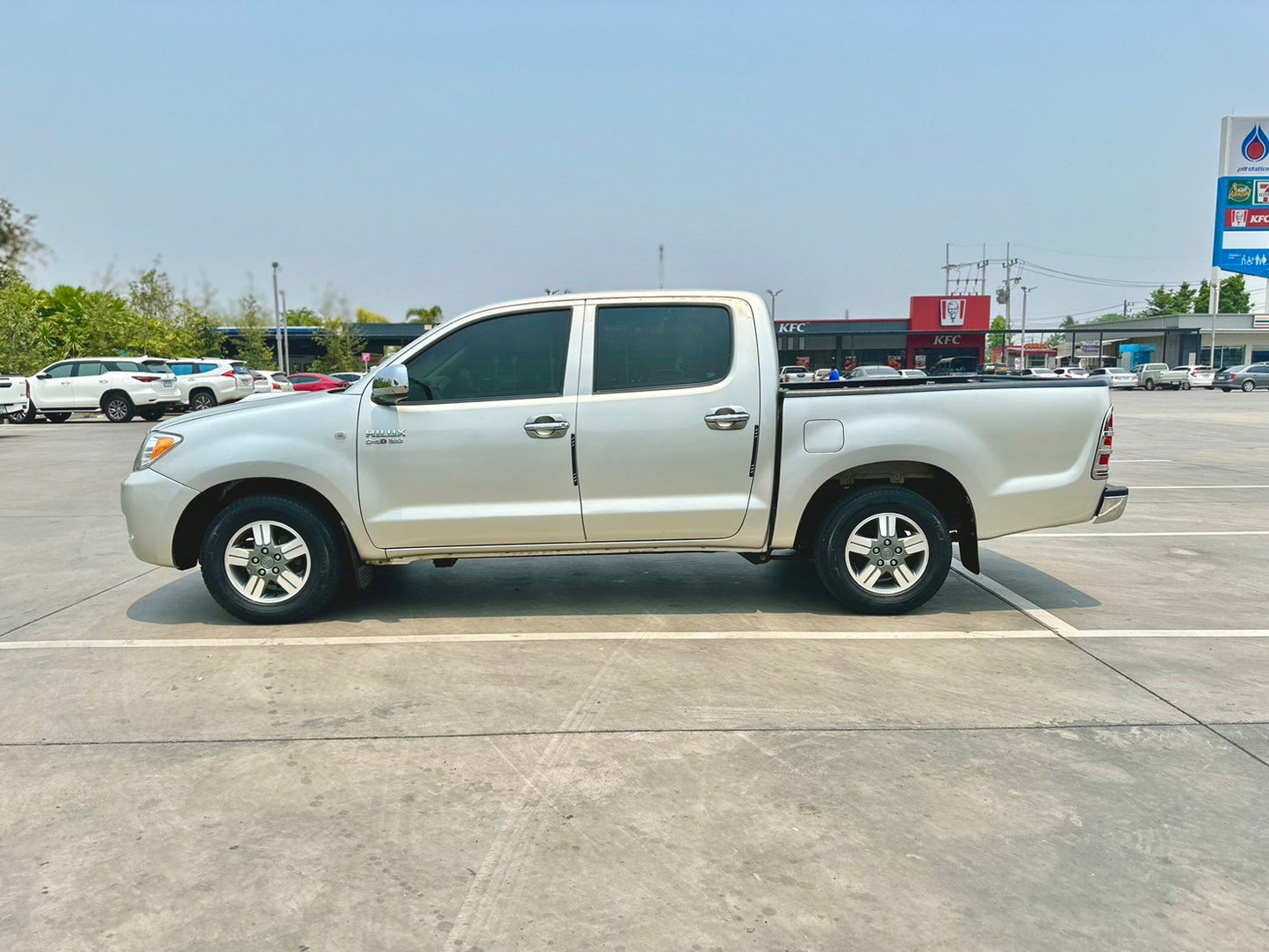 TOYOTA HILUX VIGO 4 ประตู 3.0 G M/T ปี 2005(2548)