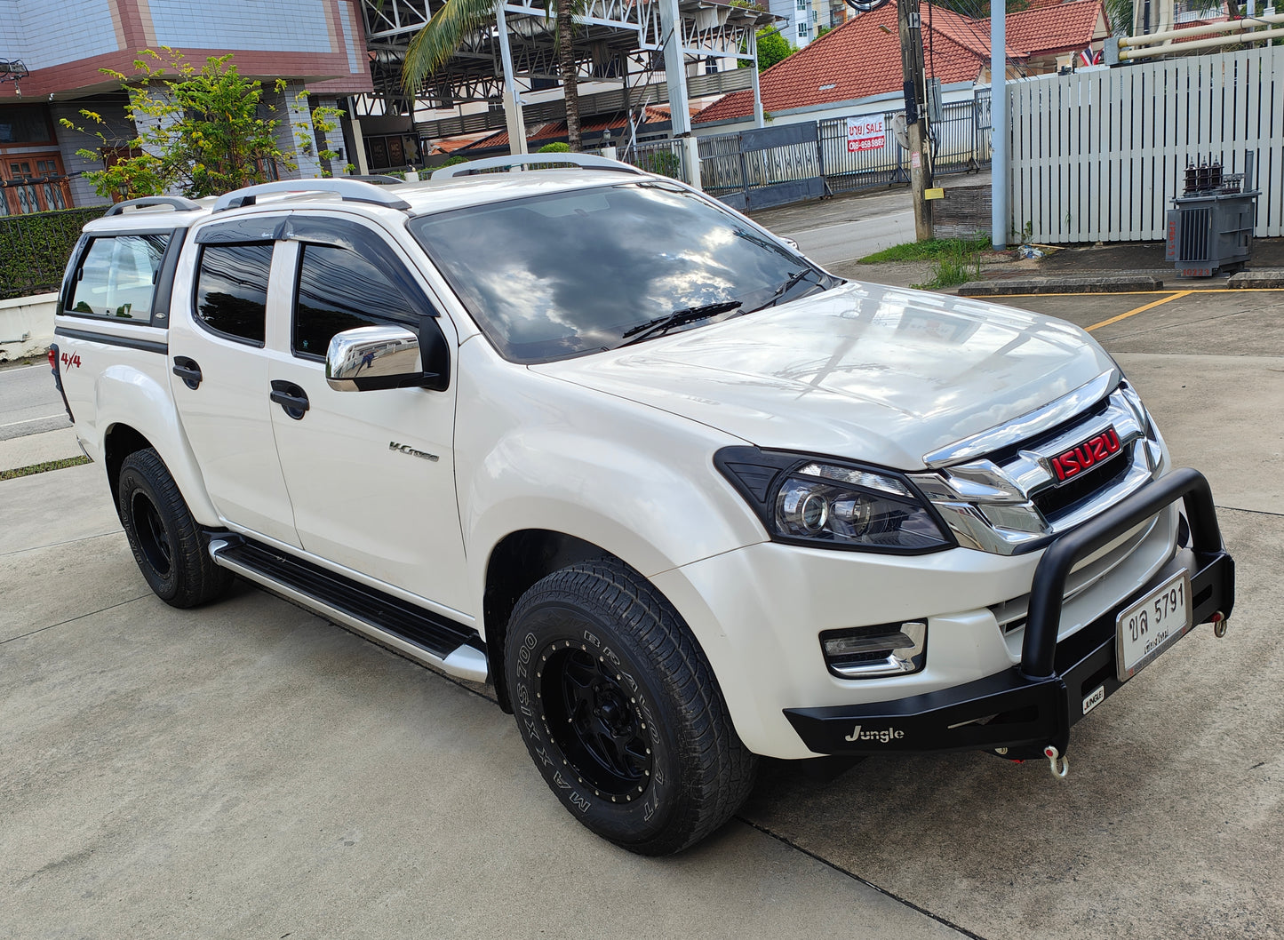 ISUZU D-MAX V-CROSS 3.0 Ddi VGS TURBO 4x4 MT ปี 2014