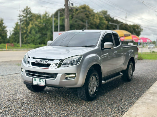 ISUZU All NEW DMAX CAB 2.5 DDI Hilander 2015