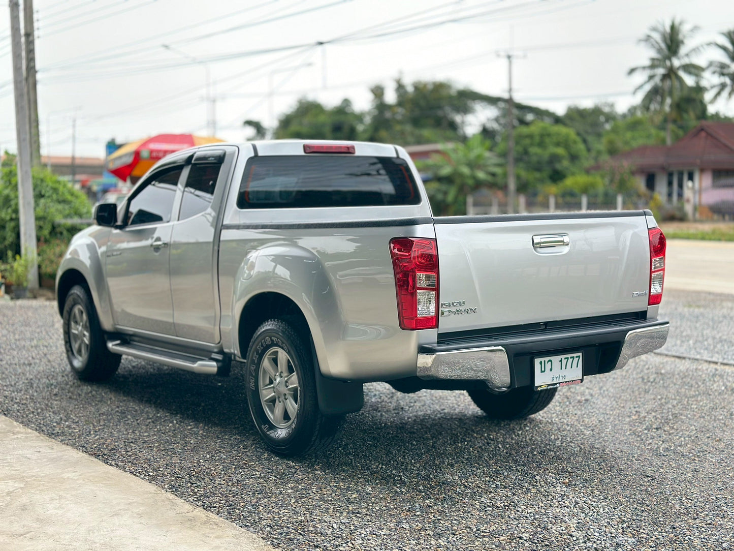 ISUZU All NEW DMAX CAB 2.5 DDI Hilander 2015