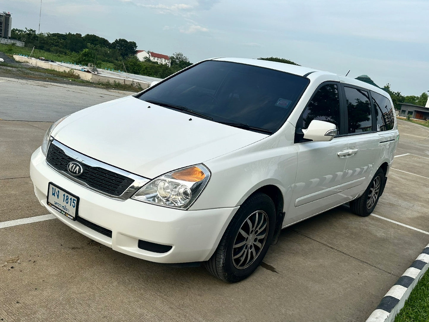KIA GRAND CARNILAL 2.9 CEO/EX/LX (diesel) ออโต้ ปี 2012/2558