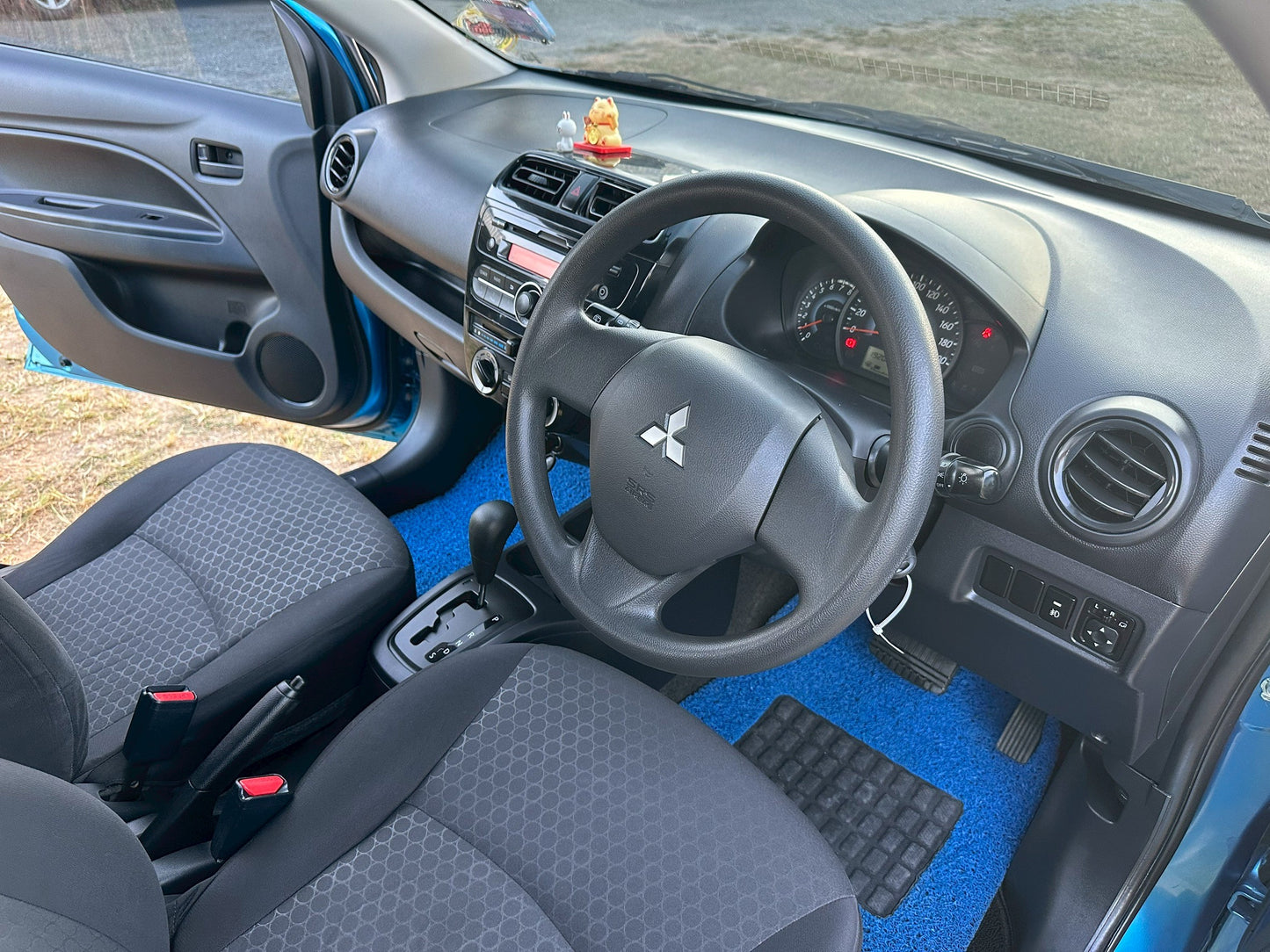 Mitsubishi Mirage 1.2 GLX AUTO ปี 2013 / จดทะเบียน 2557