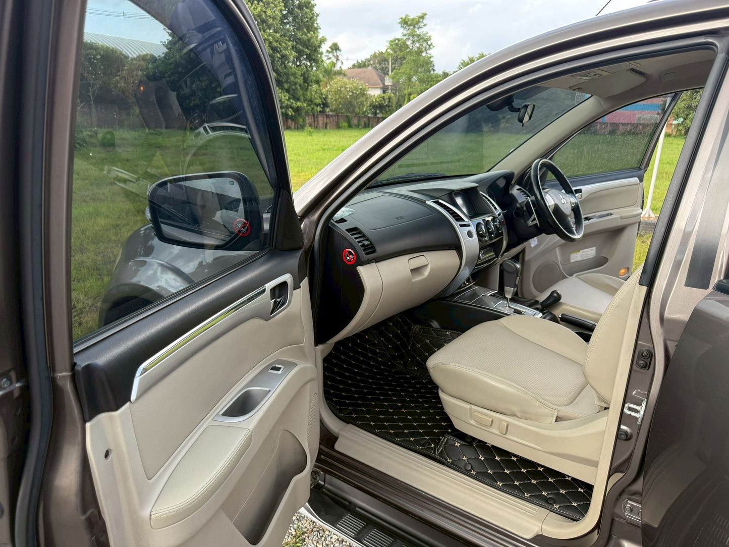 Mitsubishi Pajero sport 2.5 GT Auto 4WD 2011