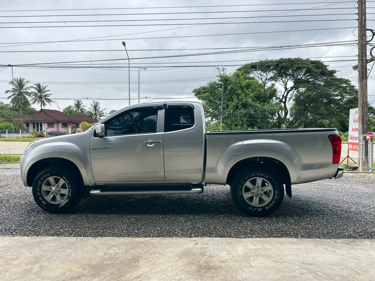 ISUZU All NEW DMAX CAB 2.5 DDI Hilander 2015