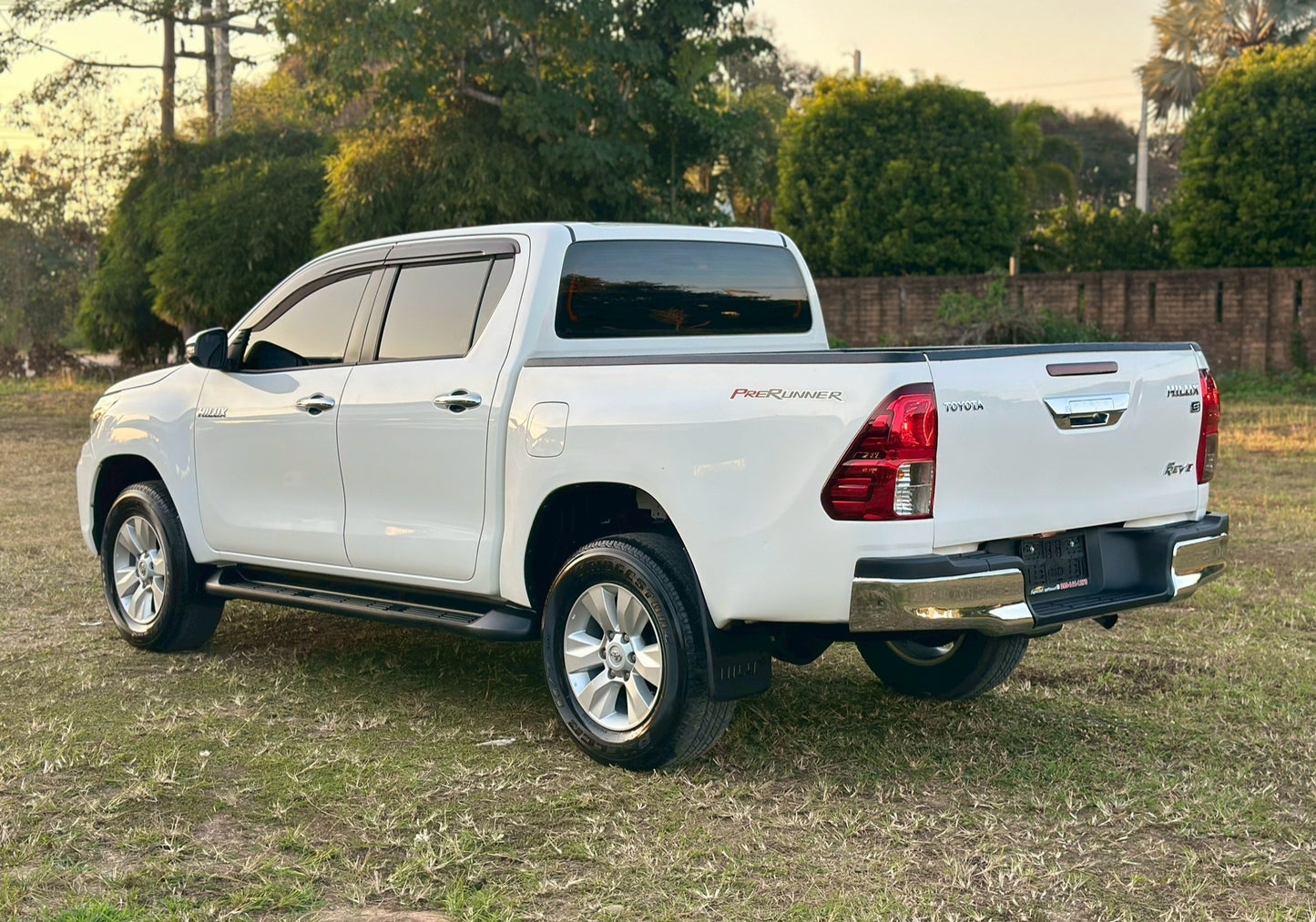 Toyota Revo Double cab 2.4 E plus Preruner 2019