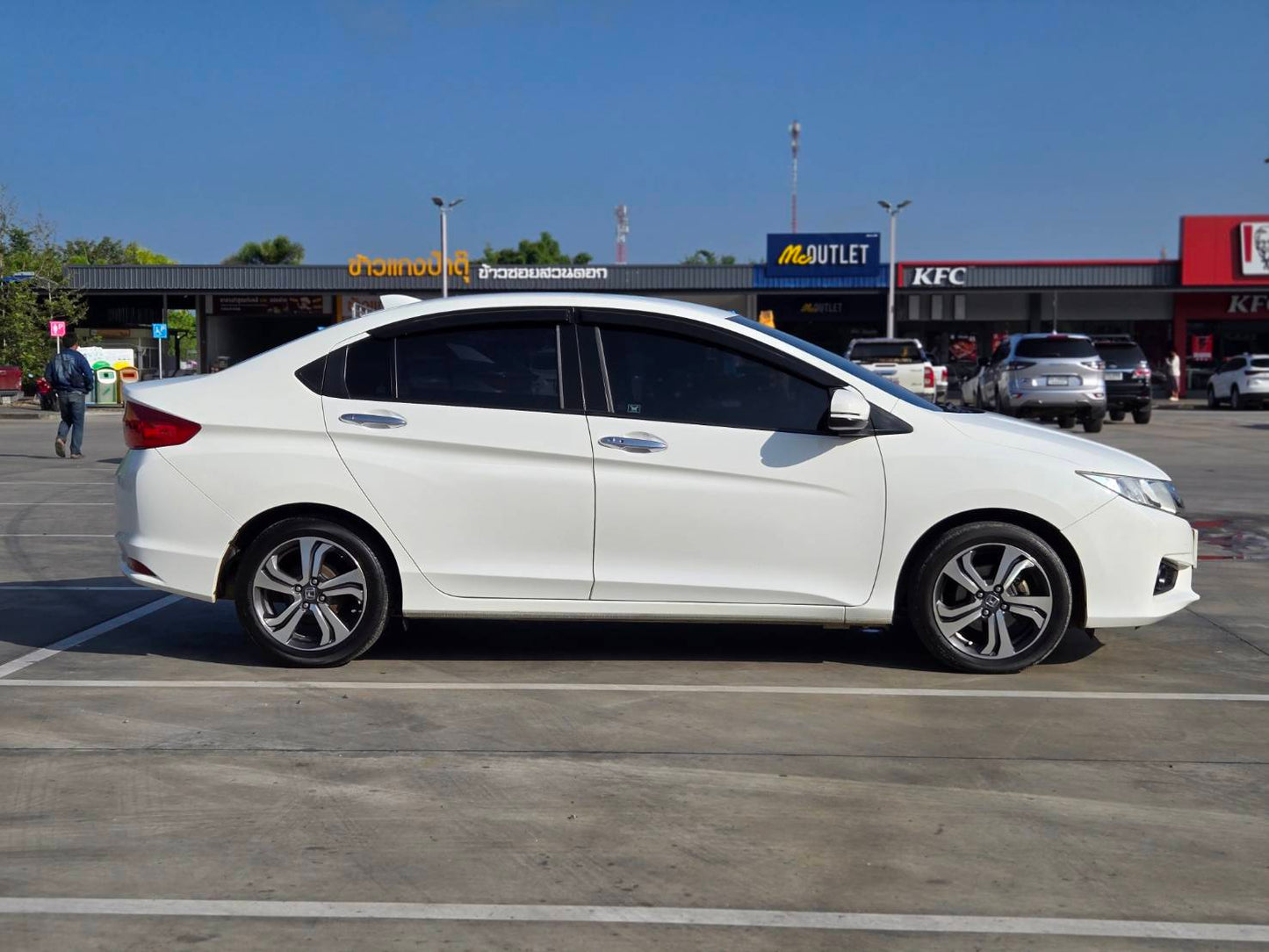 HONDA CITY 1.5 SV+ ปี 2014/2558 เกียร์ออโต้