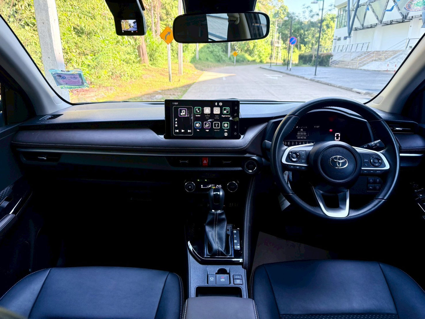 TOYOTA YARIS ATIVE PREMIUM ปี 2023
