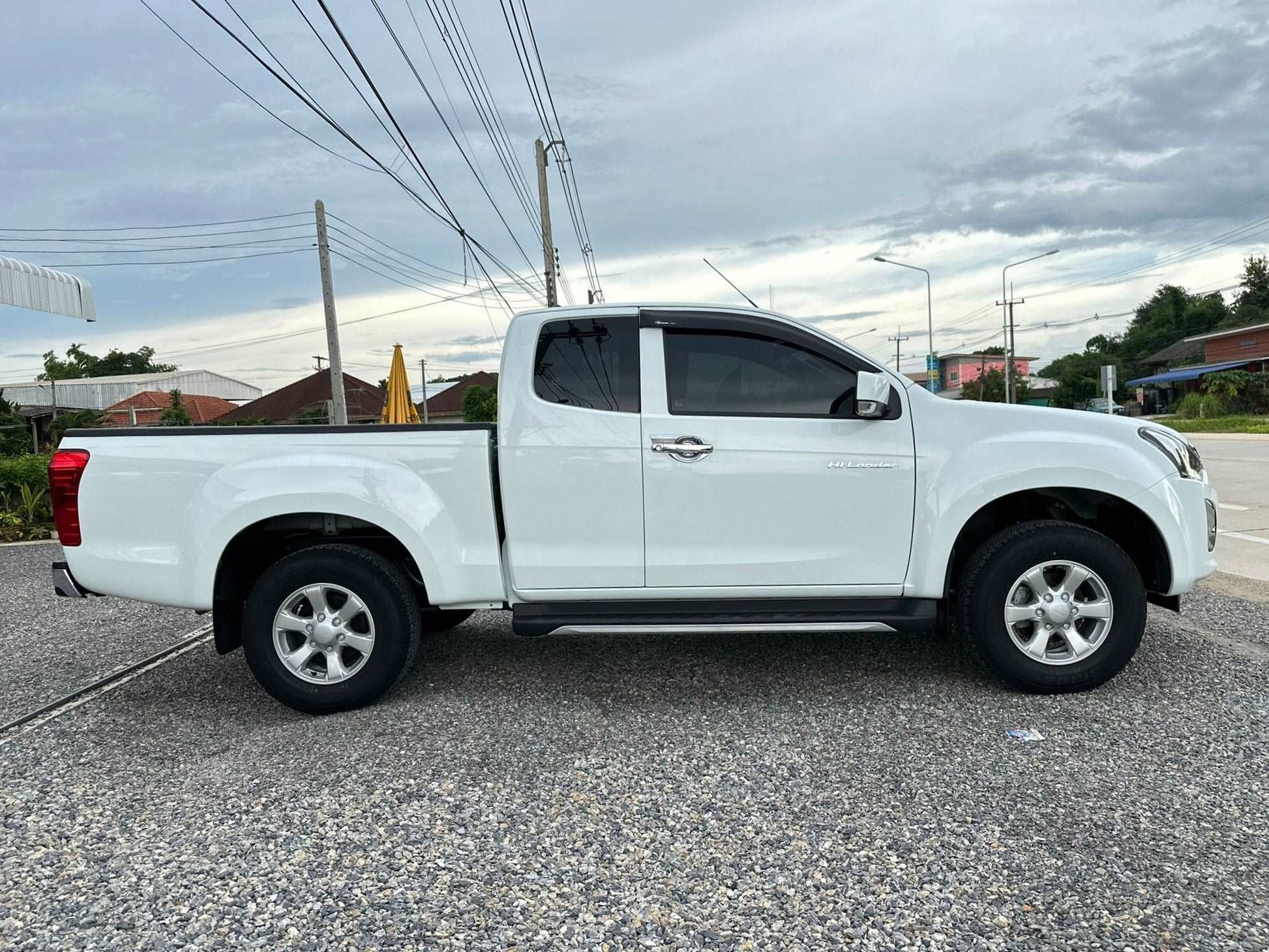 Isuzu all new d-max Hilander cab 1.9 DDI Blue Power