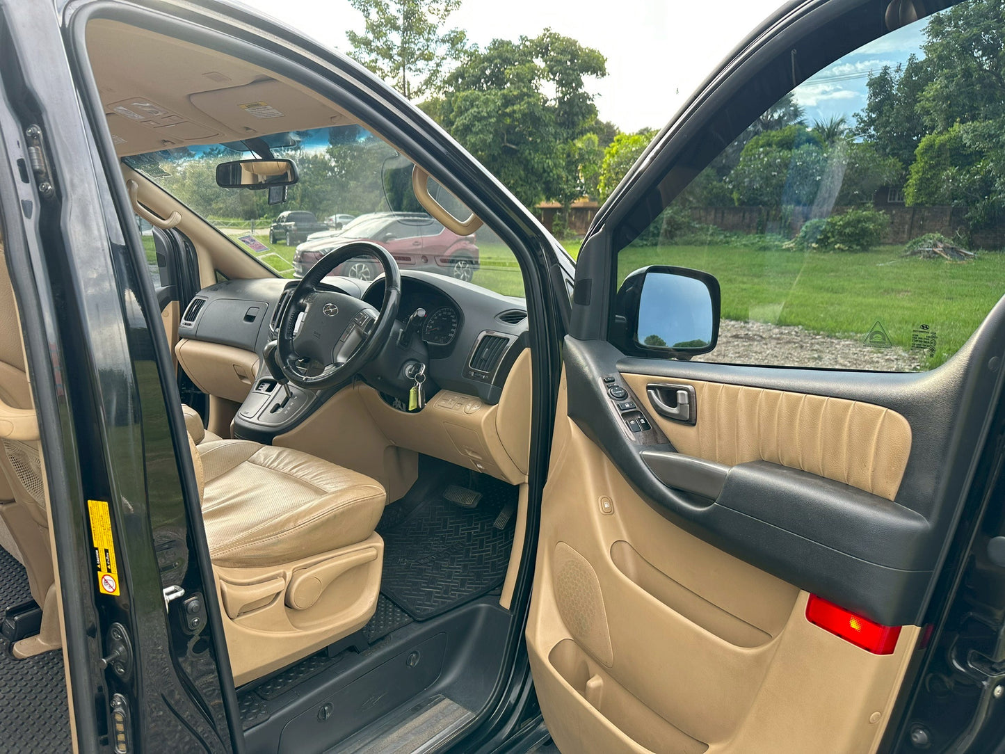 Hyundai H-1 2.5 Deluxe (MNC)ปี 2018/2562