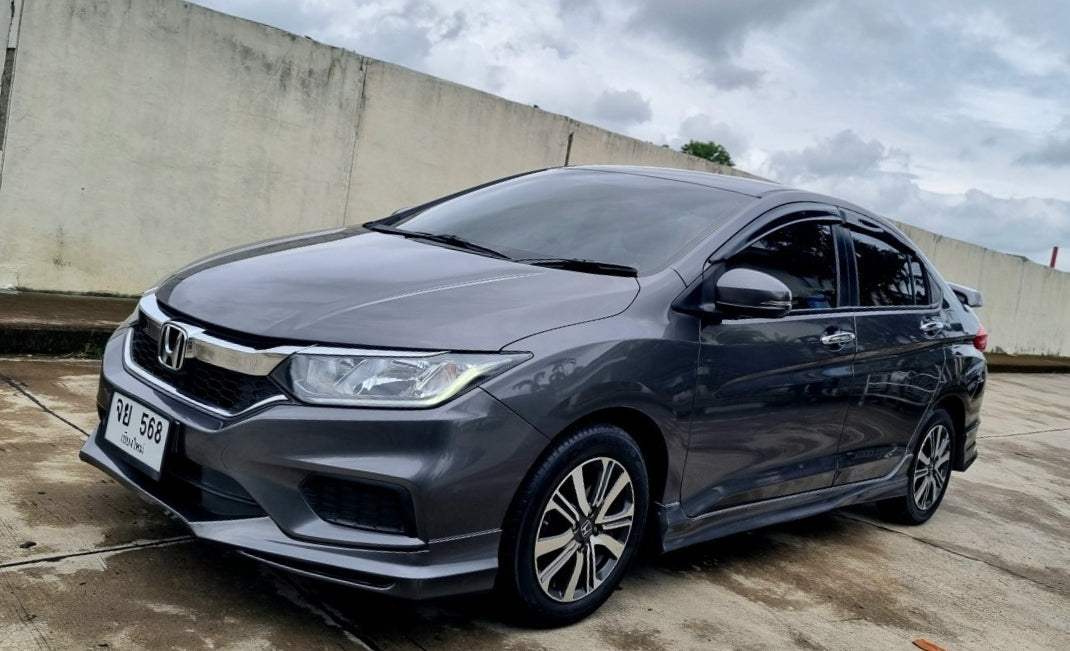 Honda City V Plus ปี 2017
ไมล์ 8 หมื่นกิโลเมตร เข้าศูนย์ทุกระยะ