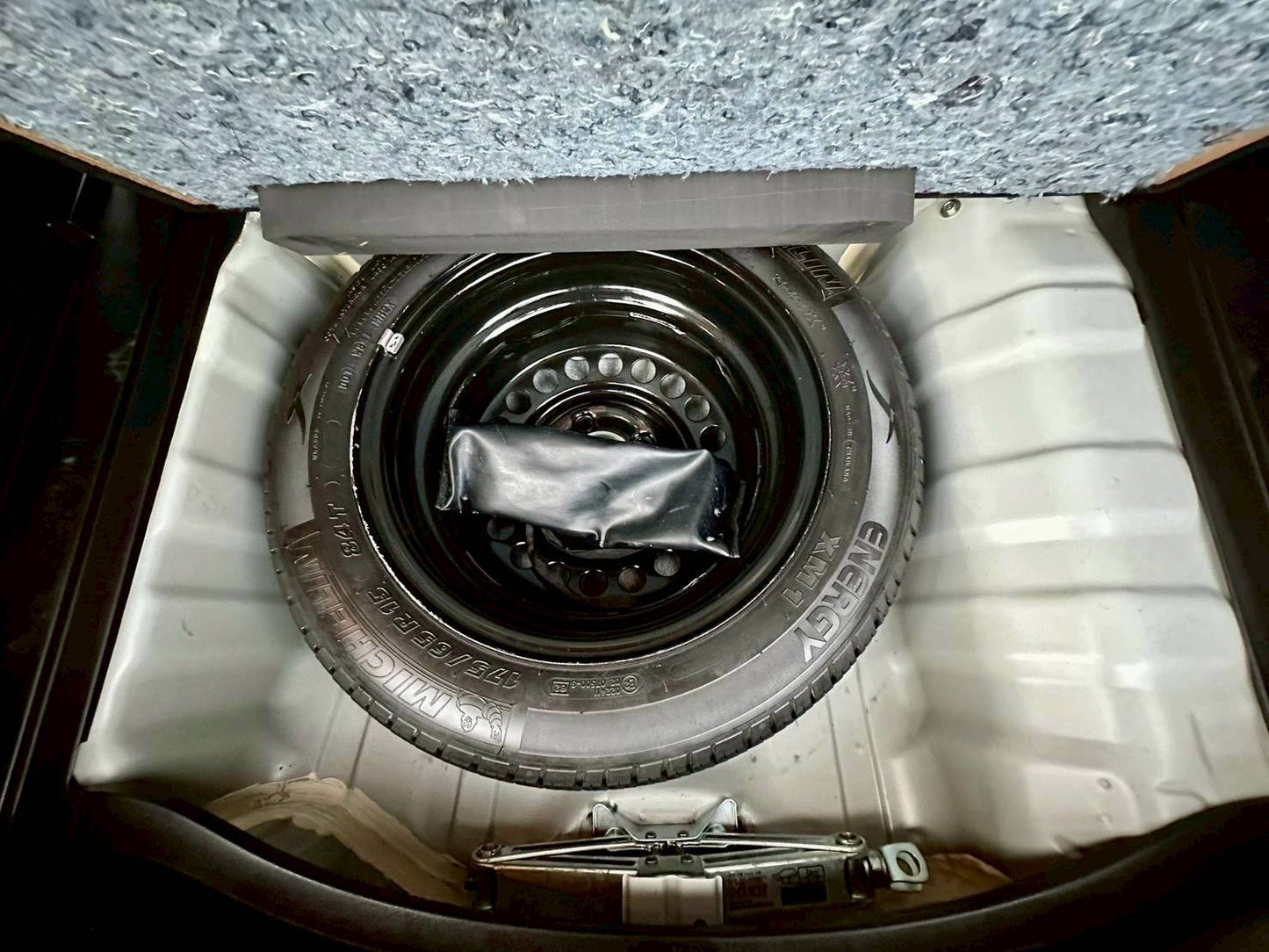 HONDA Jazz 1.5V ออโต้ ปี 2012