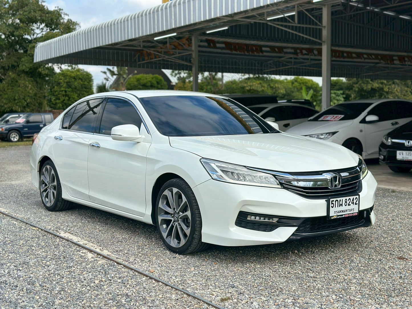 Honda Accord 2.0EL NAVI Auto MNC 2016