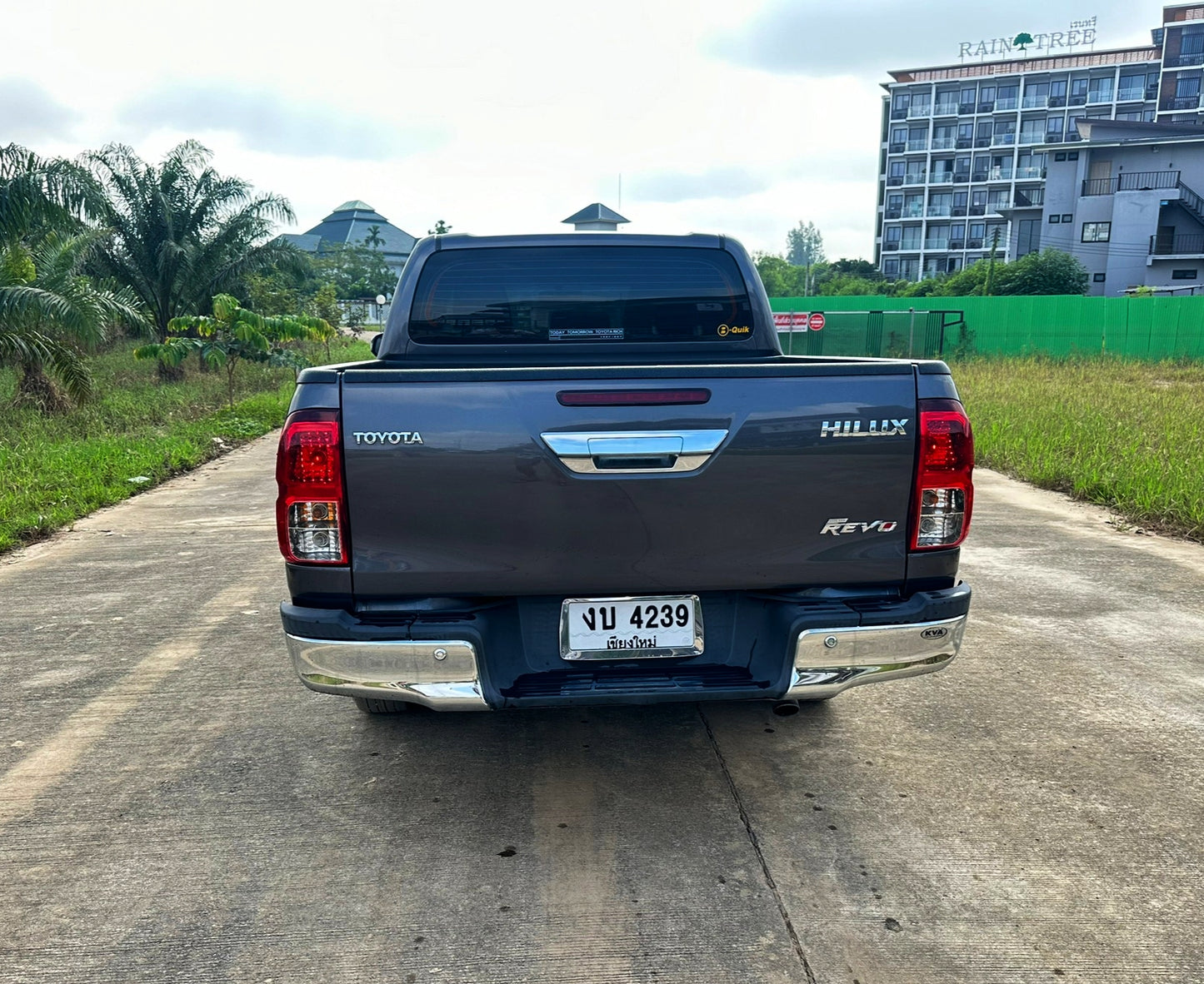 Toyota Hilux Revo 4dr Double Cab Auto 2.4J Plus